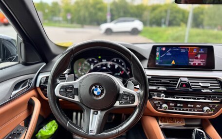 BMW 5 серия, 2019 год, 3 950 000 рублей, 2 фотография