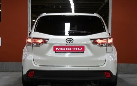 Toyota Highlander III, 2014 год, 2 798 000 рублей, 6 фотография