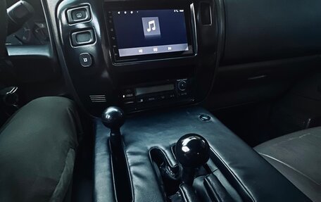 Nissan Patrol, 2000 год, 1 350 000 рублей, 13 фотография