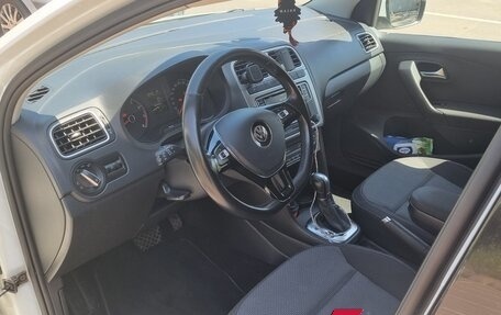 Volkswagen Polo VI (EU Market), 2018 год, 1 335 000 рублей, 5 фотография