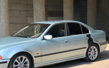 BMW 5 серия, 1997 год, 390 000 рублей, 2 фотография
