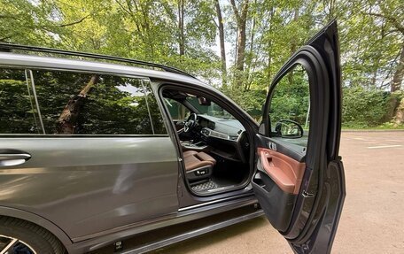 BMW X7, 2019 год, 8 000 000 рублей, 39 фотография