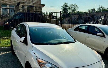 Mazda 3, 2011 год, 990 000 рублей, 2 фотография