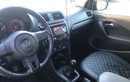 Volkswagen Polo VI (EU Market), 2015 год, 950 000 рублей, 6 фотография