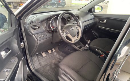 KIA Rio III рестайлинг, 2015 год, 950 000 рублей, 10 фотография
