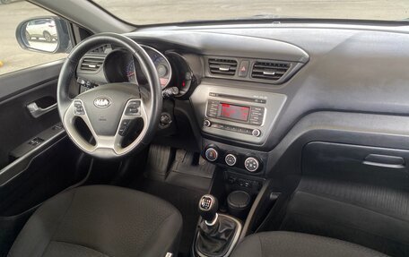 KIA Rio III рестайлинг, 2015 год, 950 000 рублей, 15 фотография