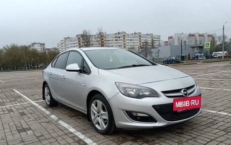 Opel Astra J, 2012 год, 700 000 рублей, 11 фотография