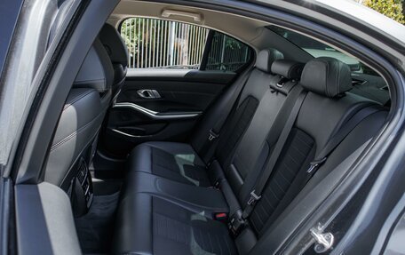 BMW 3 серия, 2020 год, 3 689 000 рублей, 10 фотография