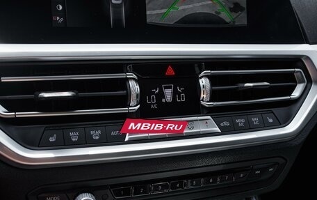 BMW 3 серия, 2020 год, 3 689 000 рублей, 18 фотография