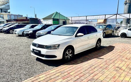 Volkswagen Jetta VI, 2013 год, 750 000 рублей, 3 фотография