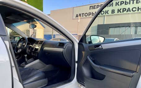 Volkswagen Jetta VI, 2013 год, 750 000 рублей, 10 фотография