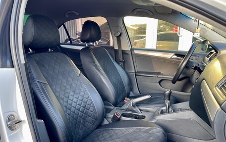 Volkswagen Jetta VI, 2013 год, 750 000 рублей, 11 фотография