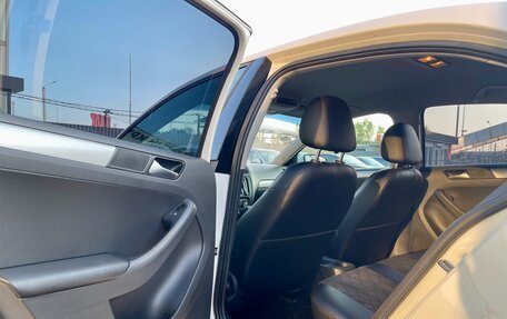 Volkswagen Jetta VI, 2013 год, 750 000 рублей, 14 фотография