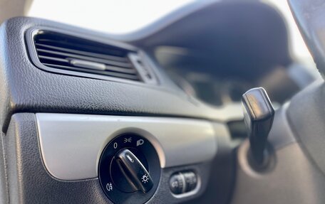 Volkswagen Jetta VI, 2013 год, 750 000 рублей, 25 фотография