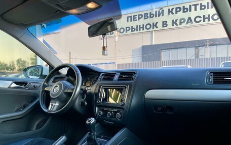 Volkswagen Jetta VI, 2013 год, 750 000 рублей, 19 фотография