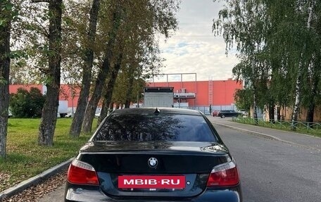 BMW 5 серия, 2004 год, 950 000 рублей, 4 фотография