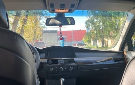 BMW 5 серия, 2004 год, 950 000 рублей, 20 фотография