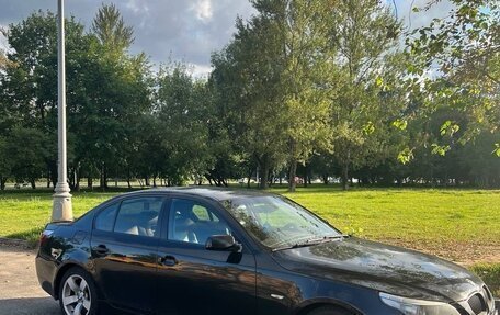 BMW 5 серия, 2004 год, 950 000 рублей, 16 фотография