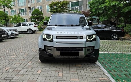 Land Rover Defender II, 2022 год, 6 620 000 рублей, 2 фотография