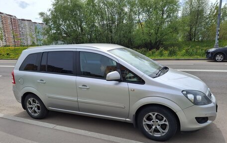 Opel Zafira B, 2012 год, 800 000 рублей, 2 фотография