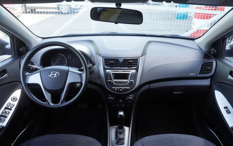 Hyundai Solaris II рестайлинг, 2016 год, 1 094 000 рублей, 10 фотография