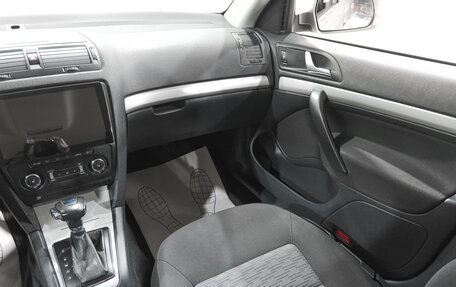 Skoda Octavia, 2011 год, 1 099 000 рублей, 11 фотография