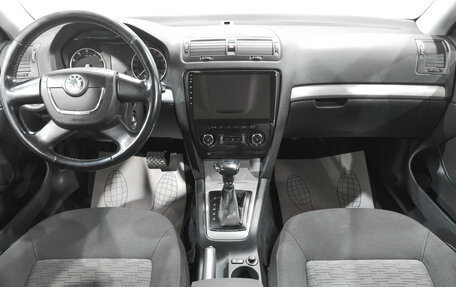 Skoda Octavia, 2011 год, 1 099 000 рублей, 10 фотография