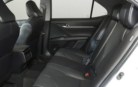 Toyota Camry, 2021 год, 3 645 000 рублей, 10 фотография