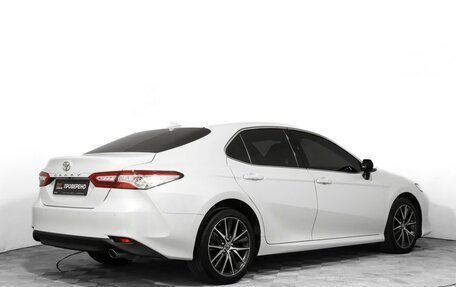 Toyota Camry, 2021 год, 3 645 000 рублей, 5 фотография