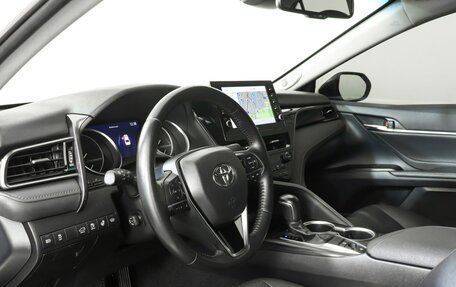Toyota Camry, 2021 год, 3 645 000 рублей, 13 фотография