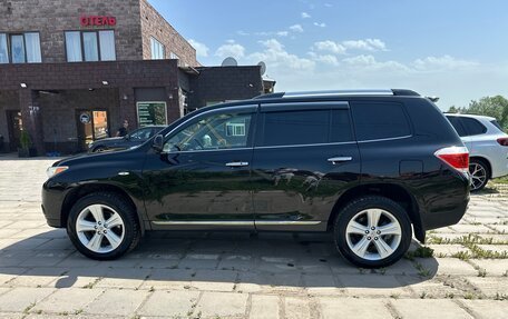 Toyota Highlander III, 2012 год, 1 850 000 рублей, 8 фотография