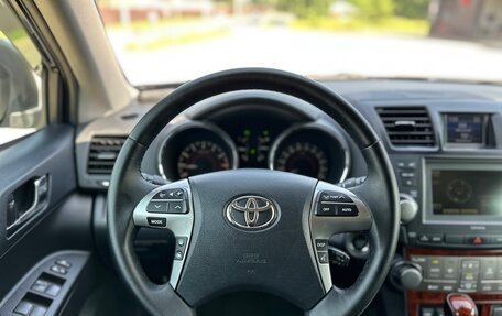 Toyota Highlander III, 2012 год, 1 850 000 рублей, 16 фотография