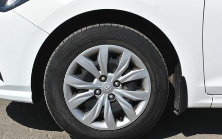 Hyundai Solaris II рестайлинг, 2021 год, 1 740 000 рублей, 9 фотография