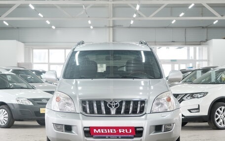 Toyota Land Cruiser Prado 120 рестайлинг, 2006 год, 2 099 000 рублей, 3 фотография