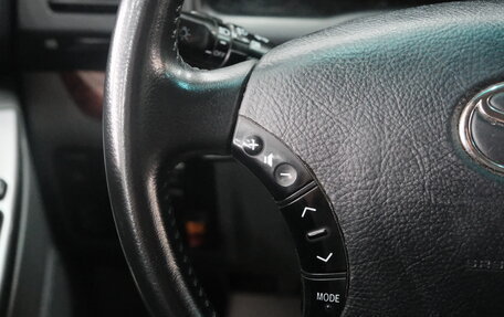 Toyota Land Cruiser Prado 120 рестайлинг, 2006 год, 2 099 000 рублей, 15 фотография
