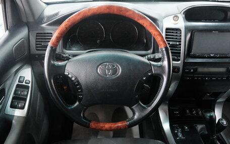 Toyota Land Cruiser Prado 120 рестайлинг, 2006 год, 2 099 000 рублей, 13 фотография