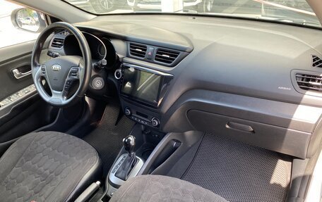 KIA Rio III рестайлинг, 2017 год, 1 227 000 рублей, 13 фотография