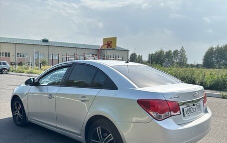 Chevrolet Cruze II, 2012 год, 650 000 рублей, 3 фотография
