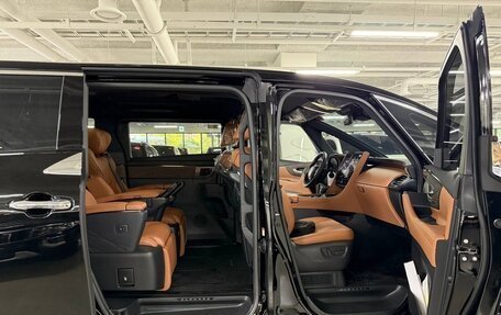 Toyota Alphard, 2025 год, 16 790 000 рублей, 2 фотография