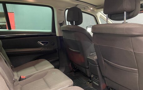 Renault Espace V рестайлинг, 2015 год, 1 350 000 рублей, 10 фотография