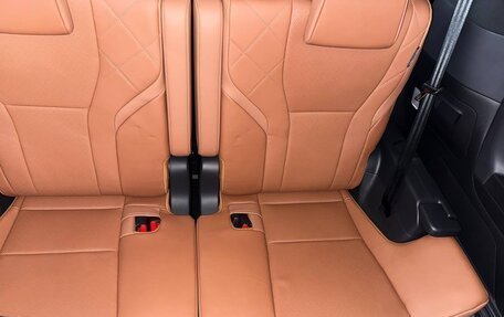 Toyota Alphard, 2025 год, 16 790 000 рублей, 15 фотография