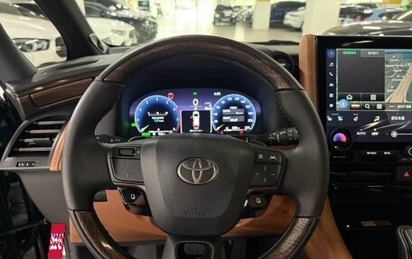 Toyota Alphard, 2025 год, 16 790 000 рублей, 11 фотография