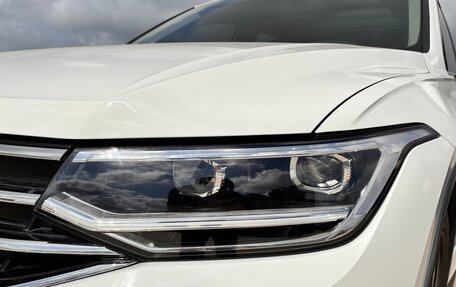 Volkswagen Tiguan II, 2022 год, 2 480 000 рублей, 2 фотография