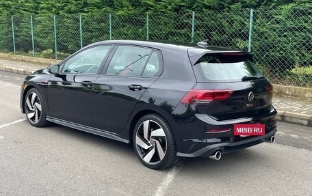 Volkswagen Golf GTI, 2022 год, 2 050 000 рублей, 3 фотография