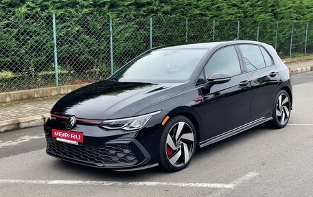 Volkswagen Golf GTI, 2022 год, 2 050 000 рублей, 2 фотография