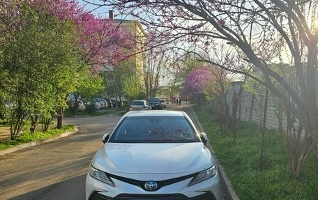 Toyota Camry, 2021 год, 3 650 000 рублей, 3 фотография