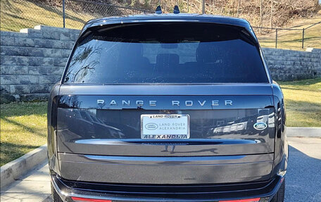 Land Rover Range Rover IV рестайлинг, 2022 год, 11 800 000 рублей, 4 фотография