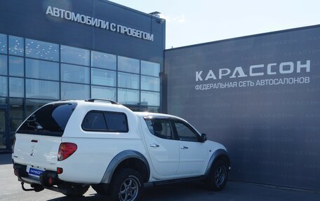 Mitsubishi L200 IV рестайлинг, 2013 год, 1 690 000 рублей, 2 фотография