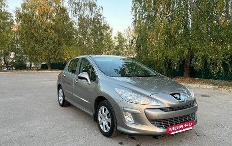 Peugeot 308 II, 2010 год, 675 000 рублей, 2 фотография