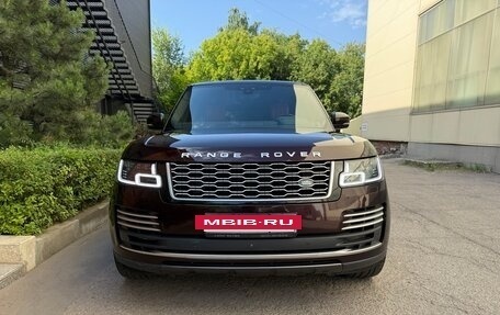 Land Rover Range Rover IV рестайлинг, 2018 год, 7 500 000 рублей, 3 фотография